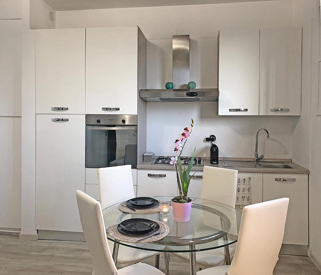 Familybo Apartments Bologna Delight - Front Station Extérieur photo